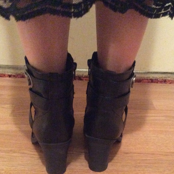 LifeStride Flex Ankle Boots - Picture 2 of 4